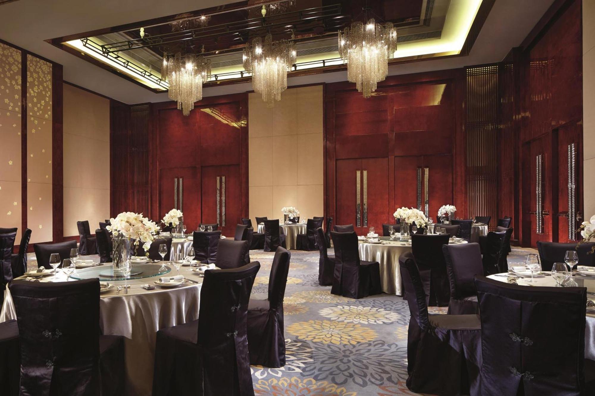 Отель The Ritz-carlton,