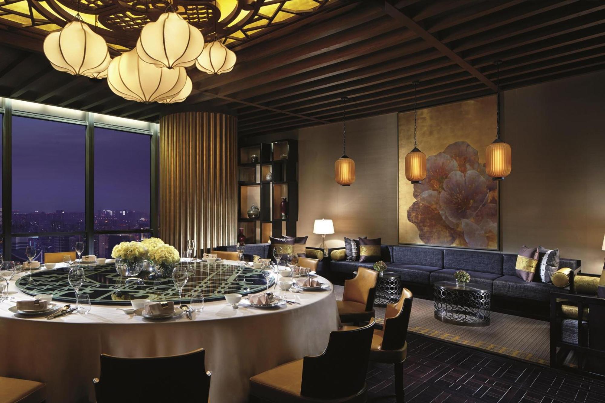 The Ritz-carlton, 5*