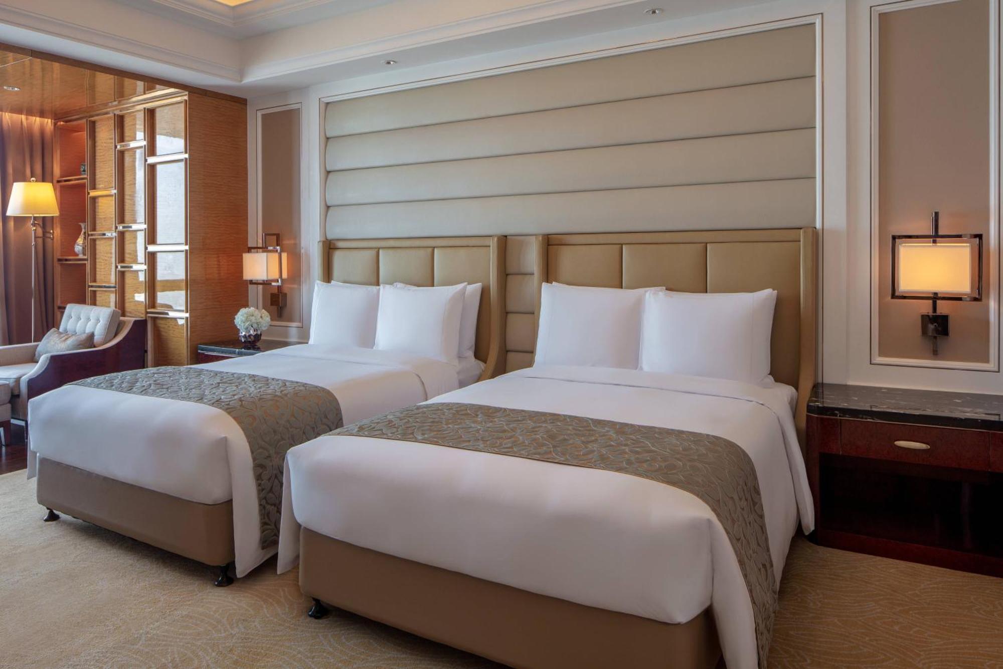 Отель The Ritz-carlton,