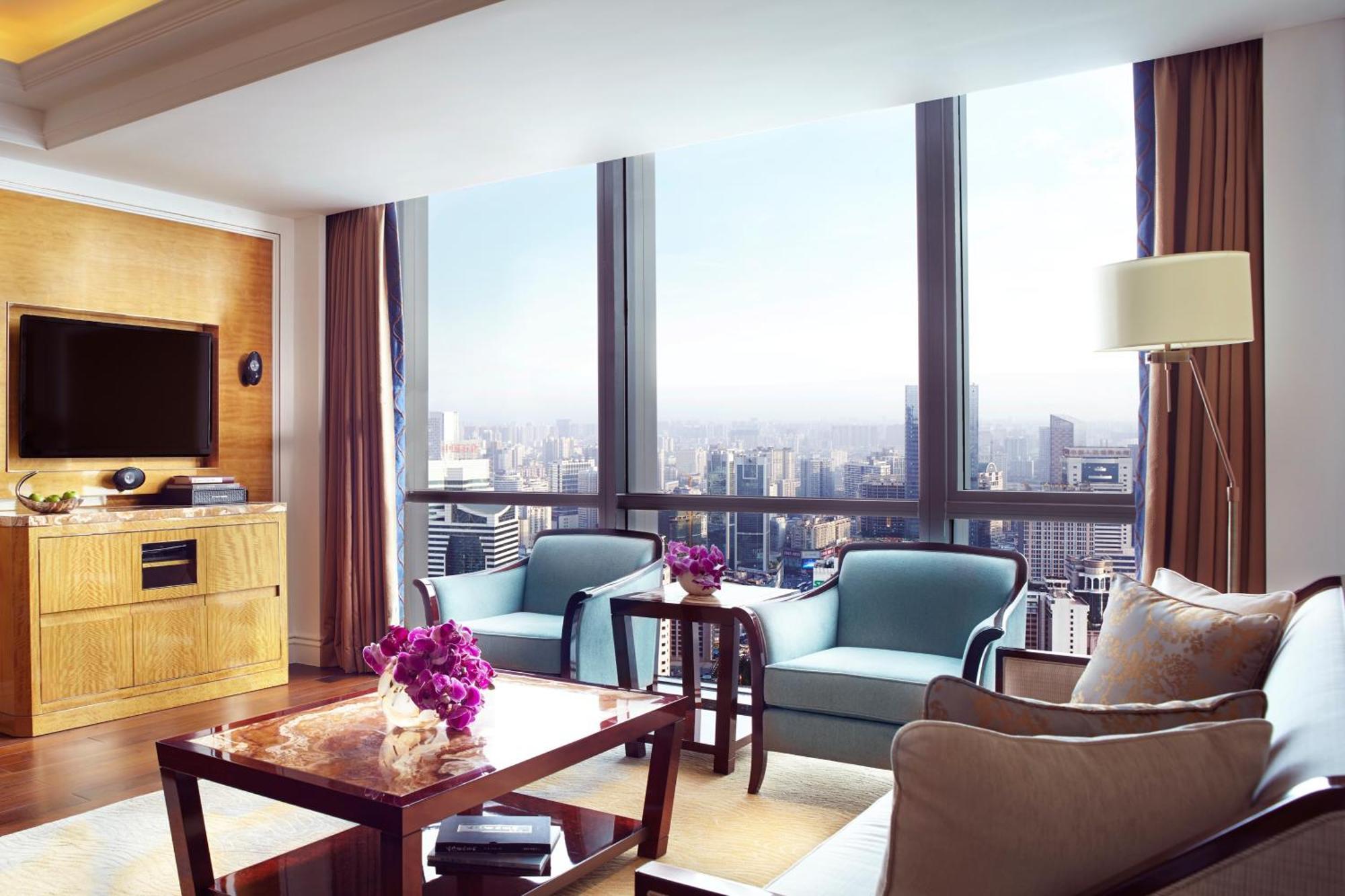 โรงแรม เดอะ ริตซ์-คาร์ลตัน 5*