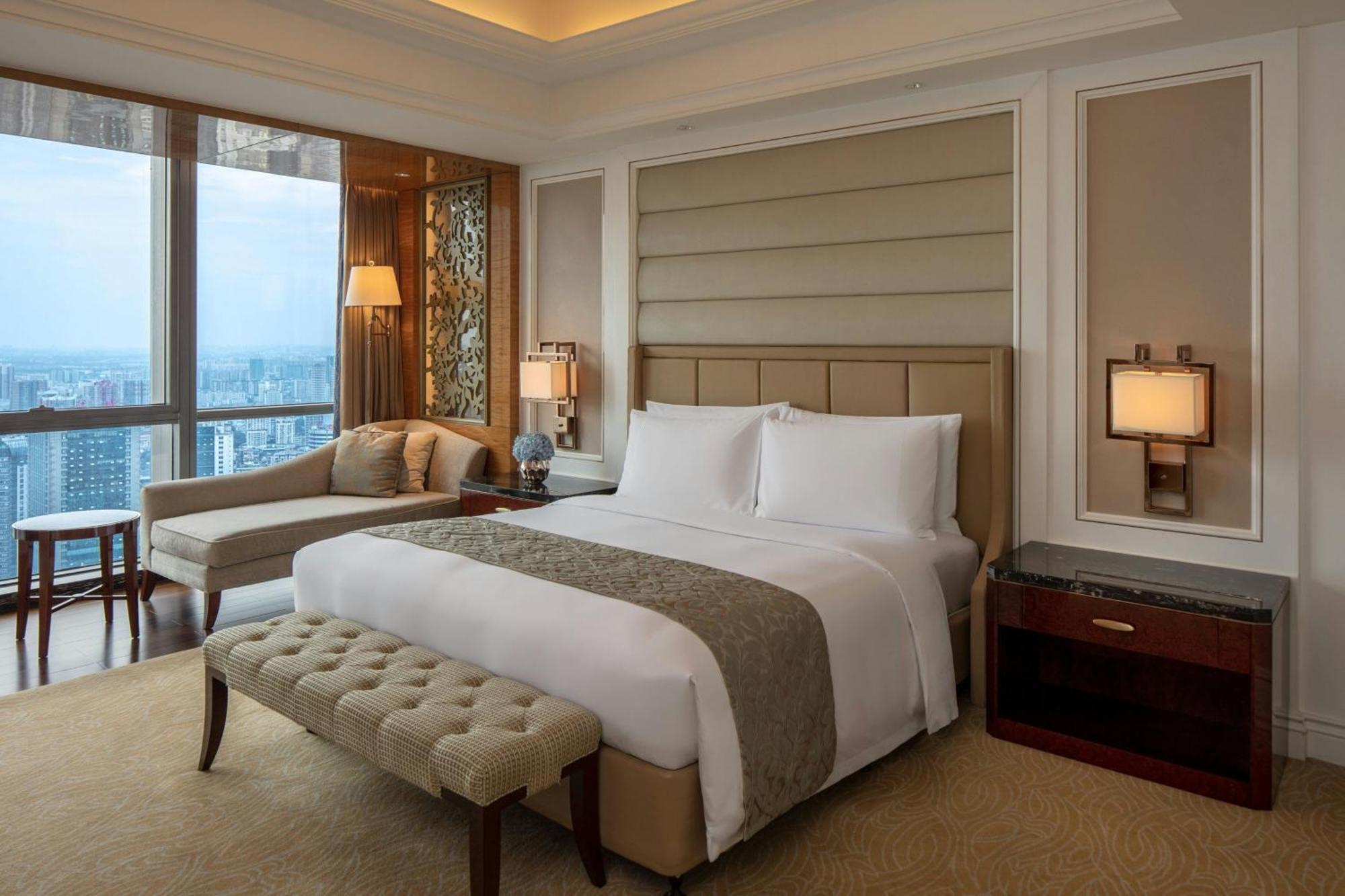 The Ritz-carlton, 5* Чэнду