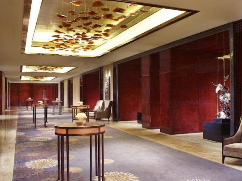 Отель The Ritz-carlton,