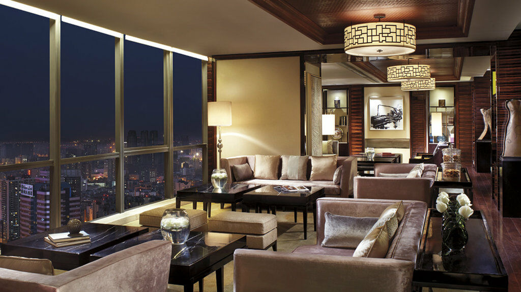 โรงแรม เดอะ ริตซ์-คาร์ลตัน 5*