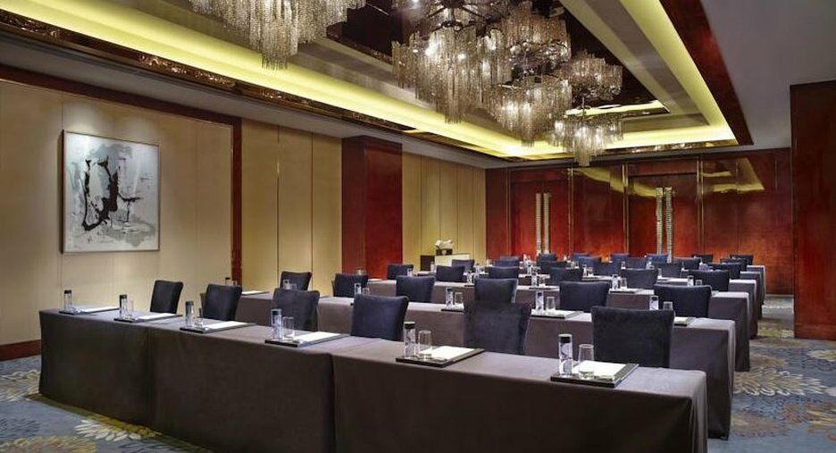 เดอะ ริตซ์-คาร์ลตัน โรงแรม 5*